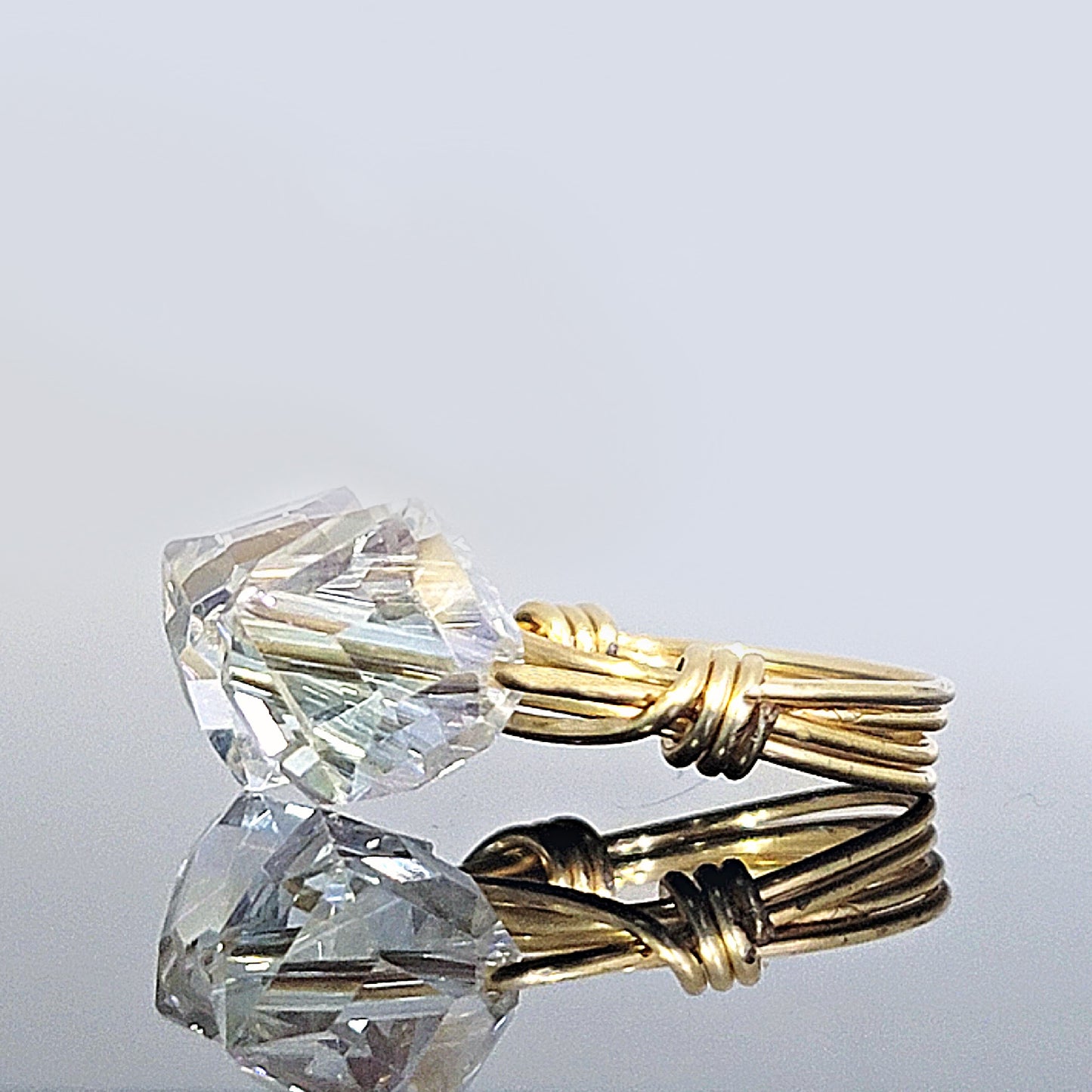 GOLD CRYSTAL RING