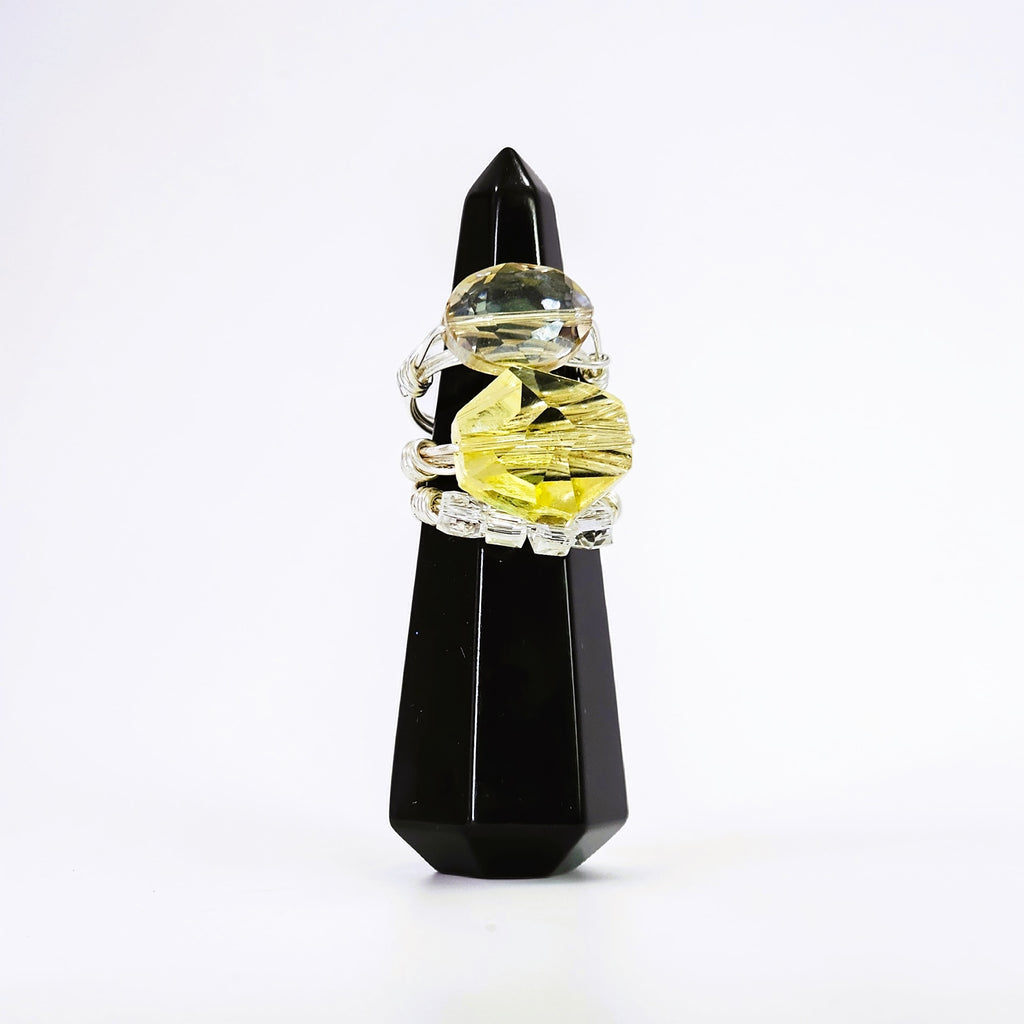 VIBRANT STACKING RING SET
